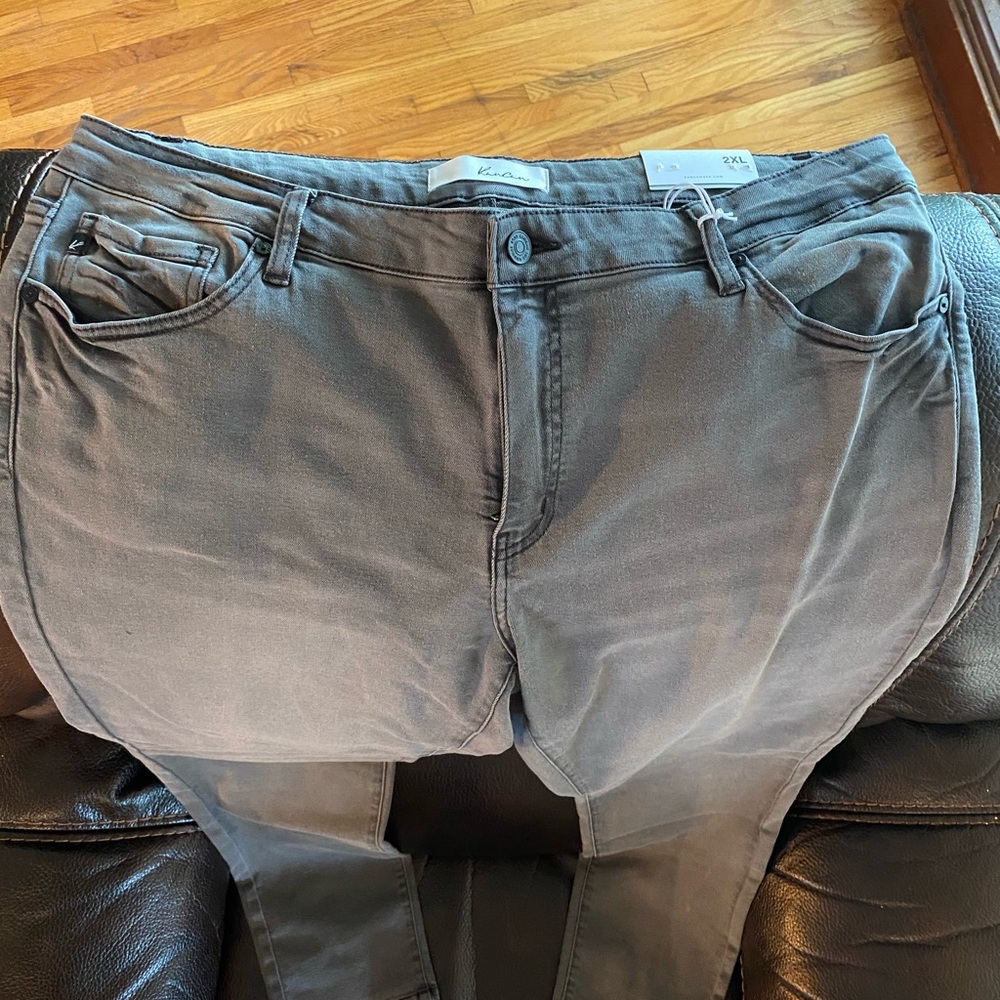 KANCAN JEANS